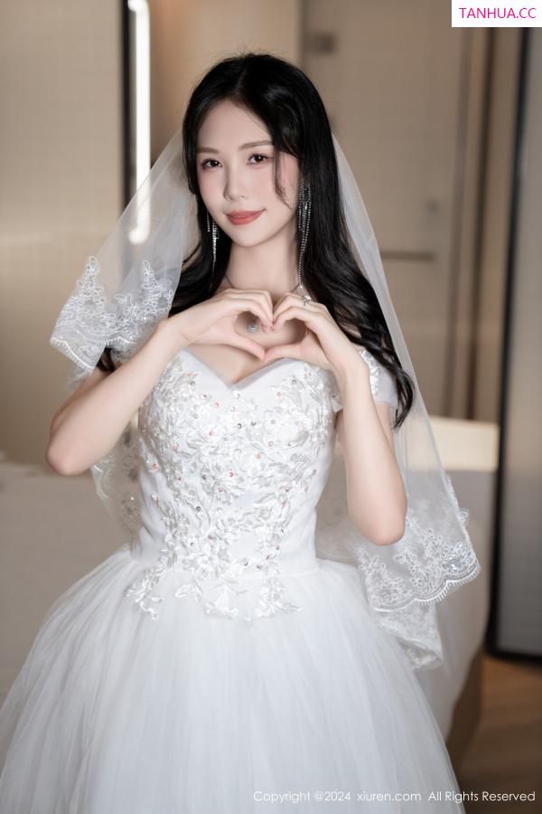 陈若依 抖娘利世 [XiuRen]高清写真图 2024.08.09 No.8998 利世 丝袜美腿第41张图片